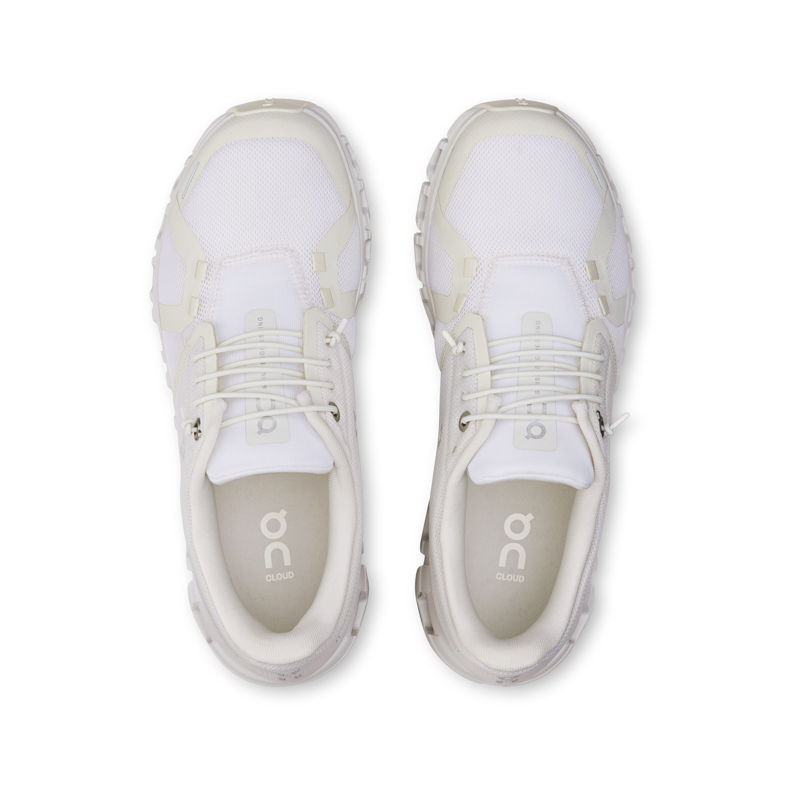 ON CLOUD 6 WHITE/WHITE WOMAN