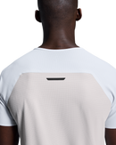 ON-RUNNING PERFORMANCE-T WHITE/SILVER MAN